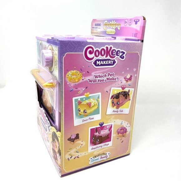 Cookeez Makery Sweet Treatz Oven Playset Exclusive Edition Target Exclusive - Picture 6 of 8